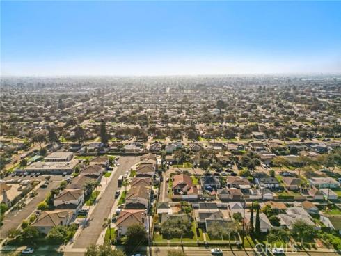 2100 W Valencia Drive, Fullerton, CA