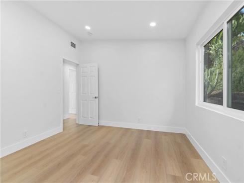 1219 N Raymond Avenue, Fullerton, CA