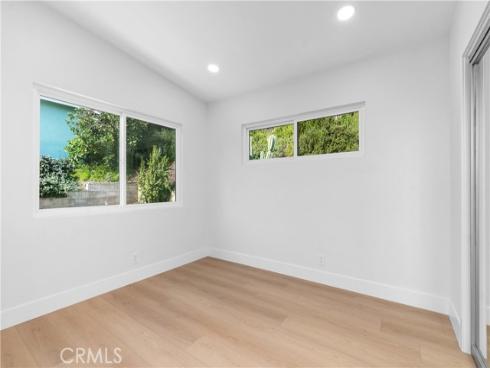 1219 N Raymond Avenue, Fullerton, CA