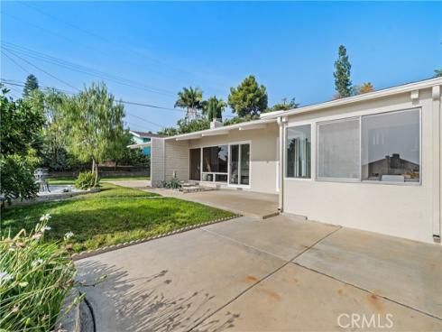 1219 N Raymond Avenue, Fullerton, CA