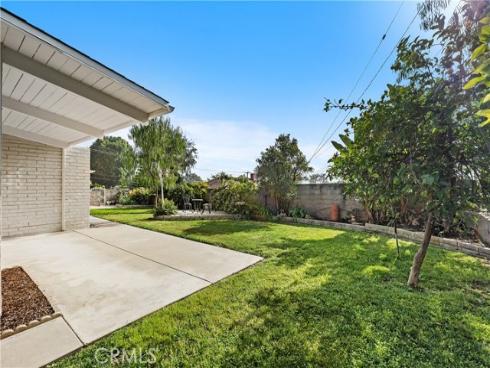 1219 N Raymond Avenue, Fullerton, CA