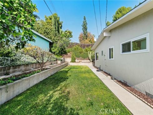 1219 N Raymond Avenue, Fullerton, CA