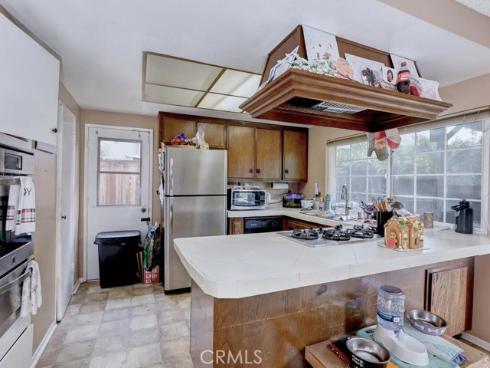 480 Cienaga Drive, Fullerton, CA