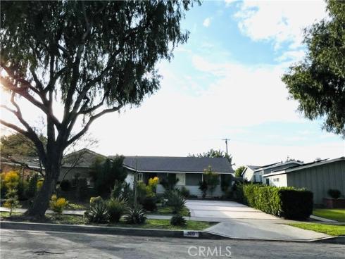 309 N Orange Avenue, Fullerton, CA