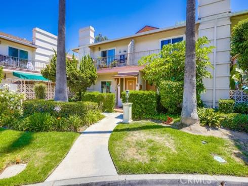 1354 Shadow 102 Lane, Fullerton, CA