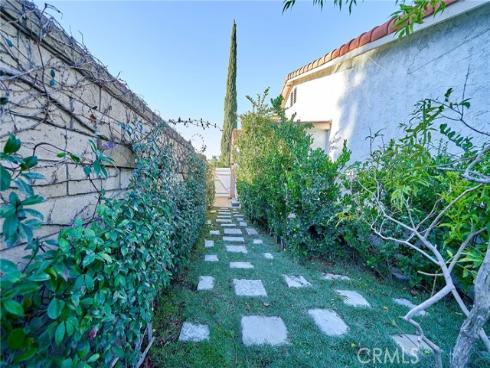 2504  Royale   Place, Fullerton, CA