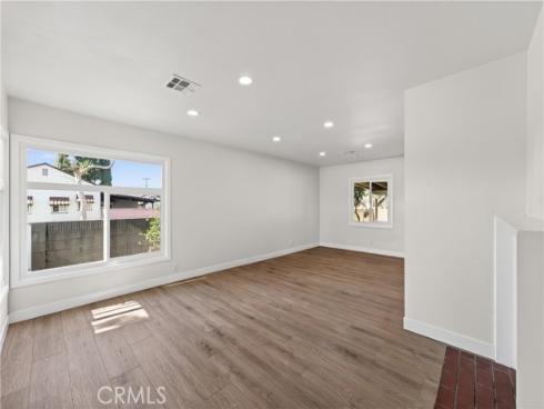 467 W Orangethorpe  , Fullerton, CA