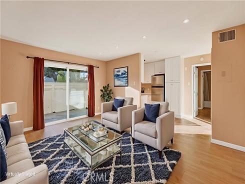 400 N Acacia D16 , Fullerton, CA