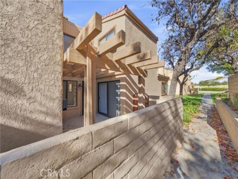 2714 Via Colina 12 , Fullerton, CA