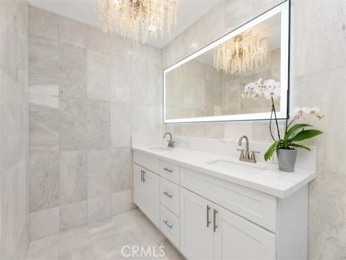 3030 San Juan Dr , Fullerton, CA