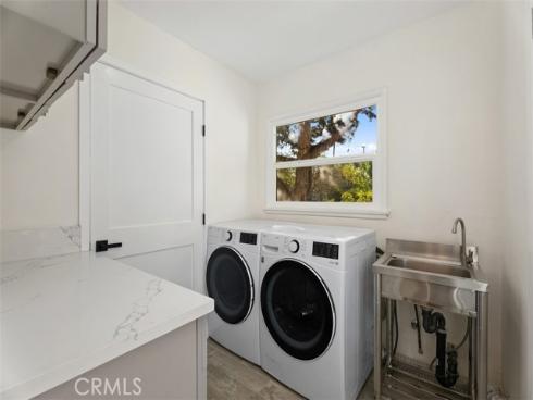 3030 San Juan Dr , Fullerton, CA