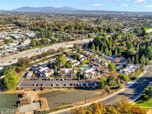 3000 Associated 60 Road, Fullerton, CA