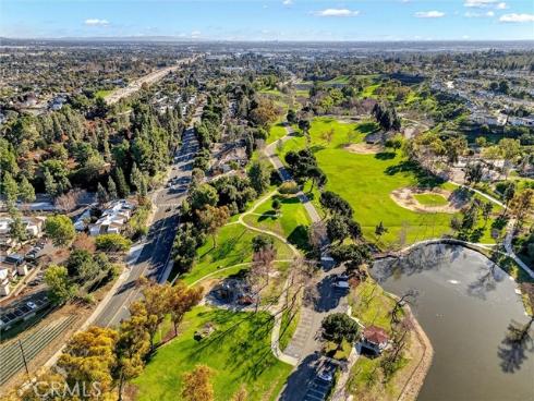 3000  Associated  60  Road, Fullerton, CA