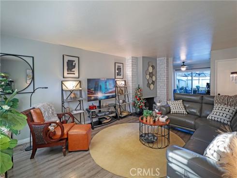 1318 Victoria B , Fullerton, CA