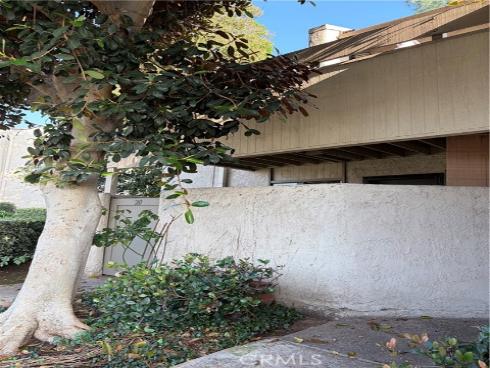 3054 Associated 20 , Fullerton, CA