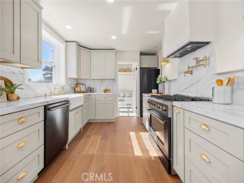 840 Grandview Avenue, Fullerton, CA