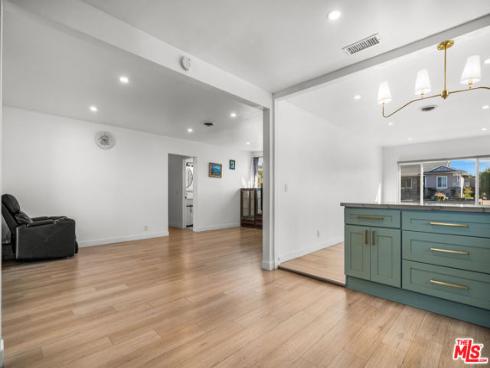 801 S Courtney Avenue, Fullerton, CA