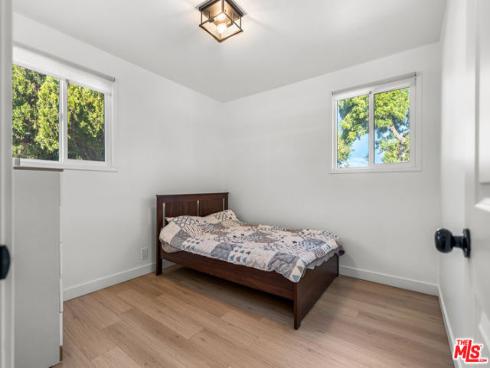 801 S Courtney Avenue, Fullerton, CA