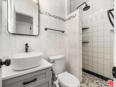 801 S Courtney Avenue, Fullerton, CA