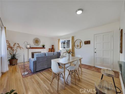 1343 W Oak , Fullerton, CA