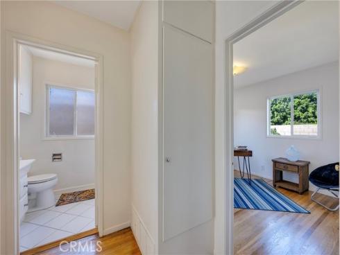 1343 W Oak , Fullerton, CA