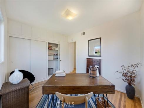 1343 W Oak , Fullerton, CA