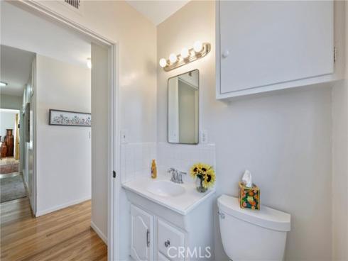 1343 W Oak , Fullerton, CA