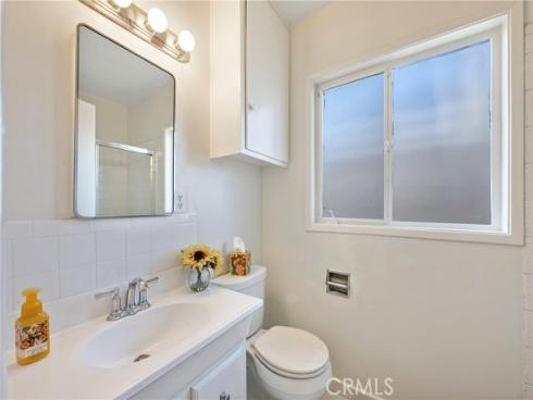 1343 W Oak , Fullerton, CA