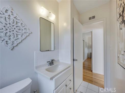 1343 W Oak , Fullerton, CA