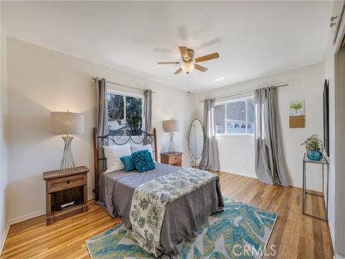 1343 W Oak , Fullerton, CA