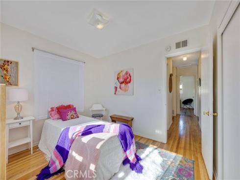 1343 W Oak , Fullerton, CA