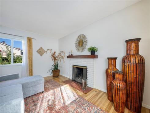 1343 W Oak , Fullerton, CA