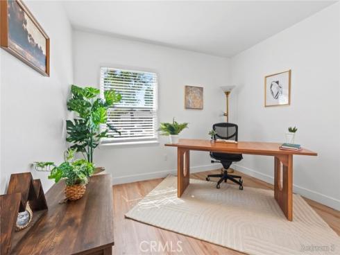 128 S Citrus Avenue, Fullerton, CA