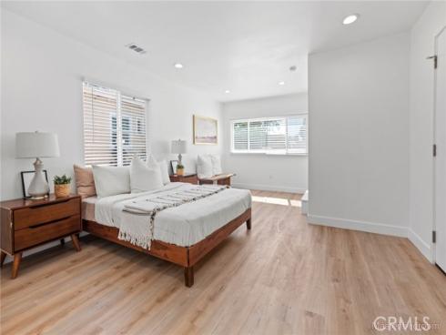 128 S Citrus Avenue, Fullerton, CA