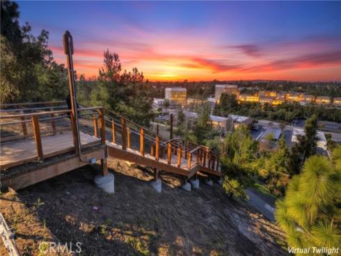 1923 Overlook Road , Fullerton, CA