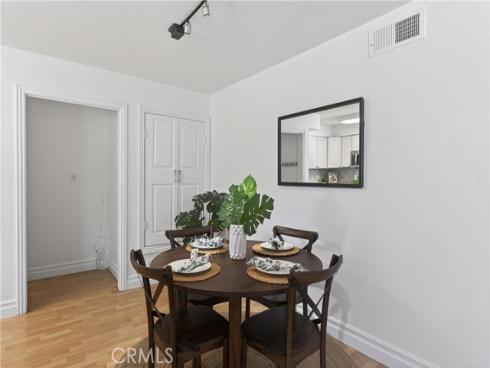 1752 E Commonwealth 102 , Fullerton, CA