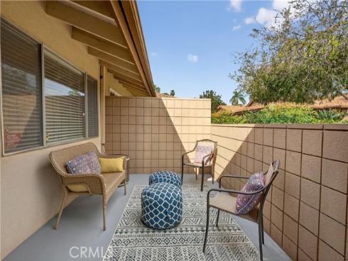 1752 E Commonwealth 102 , Fullerton, CA