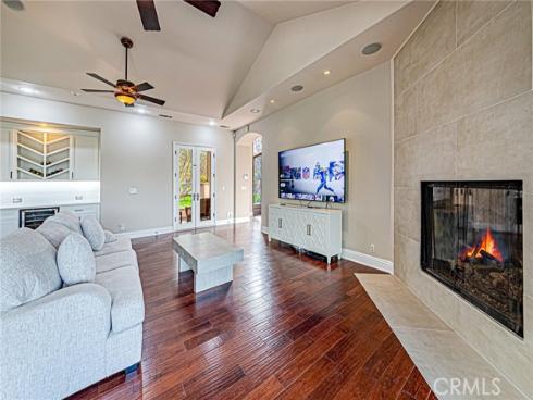 1241 W Valencia Mesa  , Fullerton, CA