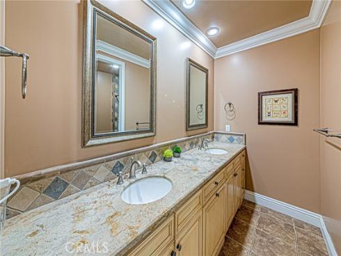 1241 W Valencia Mesa  , Fullerton, CA