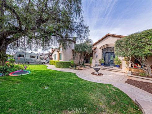 1241 W Valencia Mesa  , Fullerton, CA