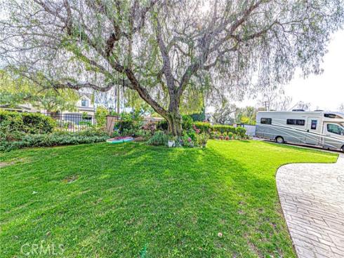 1241 W Valencia Mesa  , Fullerton, CA