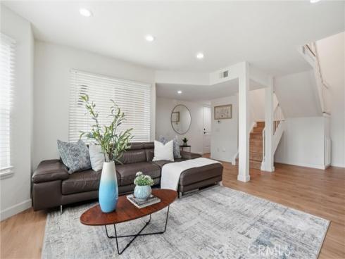 2337 Grandwood , Fullerton, CA