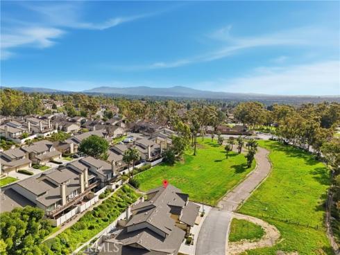 2337 Grandwood , Fullerton, CA