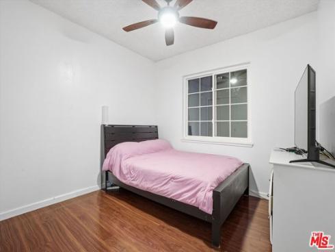 1412 W Baker Avenue, Fullerton, CA