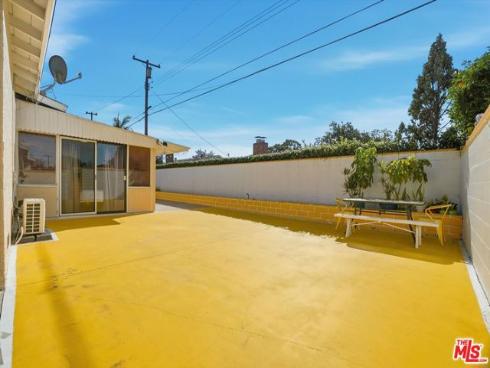 1412 W Baker Avenue, Fullerton, CA