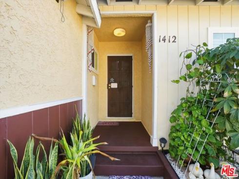 1412 W Baker Avenue, Fullerton, CA