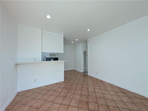 1422 Peckham A , Fullerton, CA