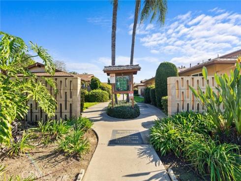 1740 E Commonwealth  101  Avenue, Fullerton, CA