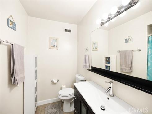 1740 E Commonwealth  101  Avenue, Fullerton, CA