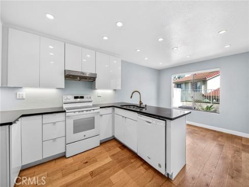 804  Creekside Dr #56  , Fullerton, CA